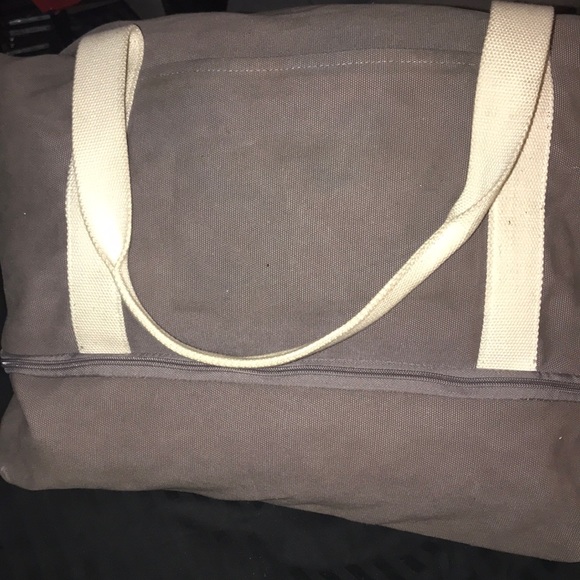 Lo & Sons Handbags - Large Canvas Catalina Deluxe Travel Bag